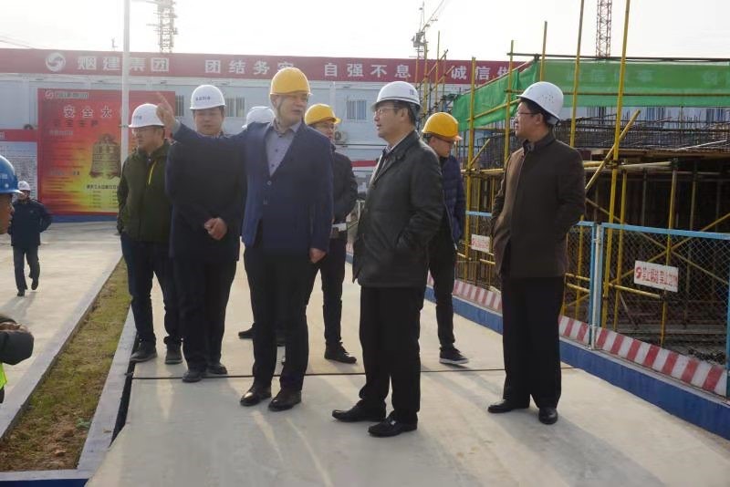 青島經(jīng)濟(jì)技術(shù)開(kāi)發(fā)區(qū)管委會(huì)副主任陳國(guó)良一行調(diào)研青島城發(fā)集團(tuán)幸福小鎮(zhèn)項(xiàng)目