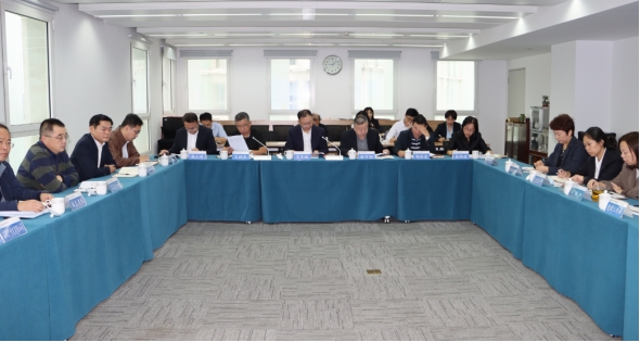 城發(fā)集團召開“轉作風、提能力，決戰(zhàn)四季度、打贏收官戰(zhàn)”動員會