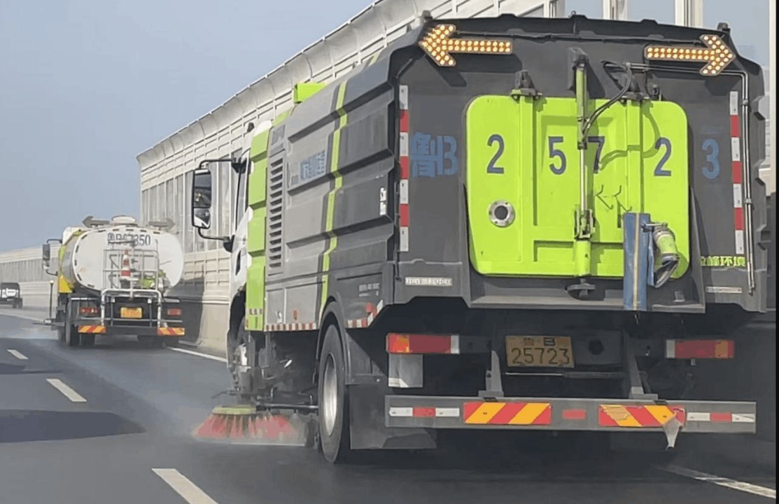 節(jié)日堅守“不打烊” 奮戰(zhàn)一線勇?lián)?dāng)